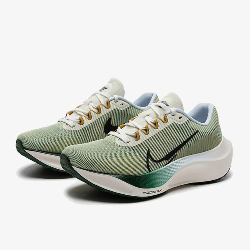 Nike Shoes Zoom Fly 5 - حذاء Nike Authentic ZOOM FLY 5