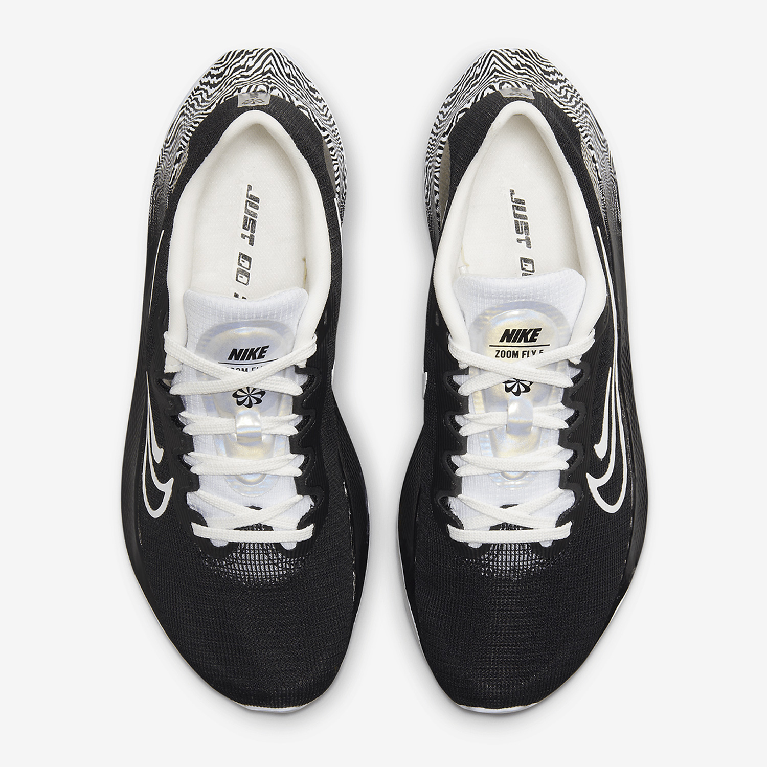 حذاء الجري Nike Authentic Zoom - مراجعة Nike Shoes Zoom Fly 5 وسعره