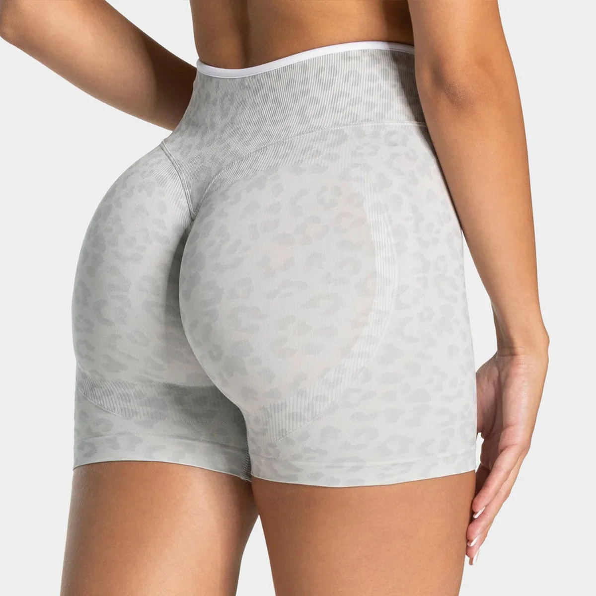 شورت يوجا نسائي من TEVEO بدون  - مراجعة Outdoor Sport Leggings وسعره
