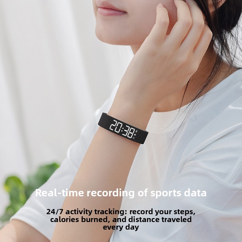 ساعة منبه رقمية LED مع سوار سي - مراجعة Outdoor Sport Watch وسعره